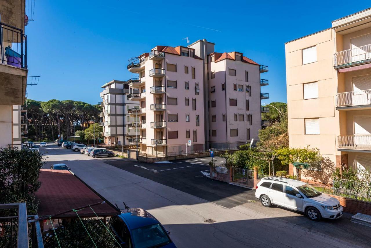 Appartamento Clara 5 Follonica Extérieur photo
